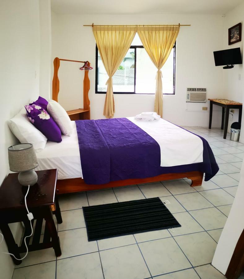 Hostal La Isla Del Descanso ปวยร์โต วิลยามิล ภายนอก รูปภาพ