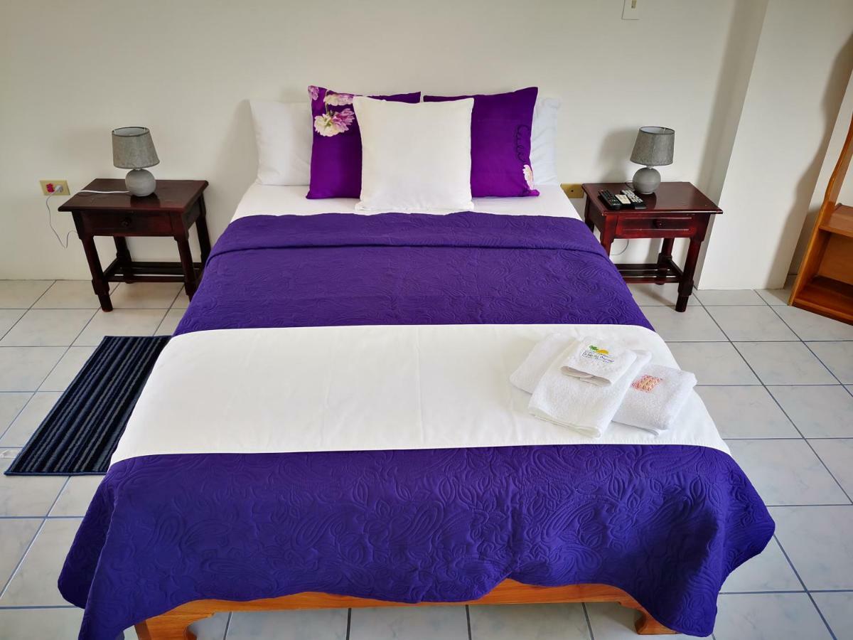 Hostal La Isla Del Descanso ปวยร์โต วิลยามิล ภายนอก รูปภาพ