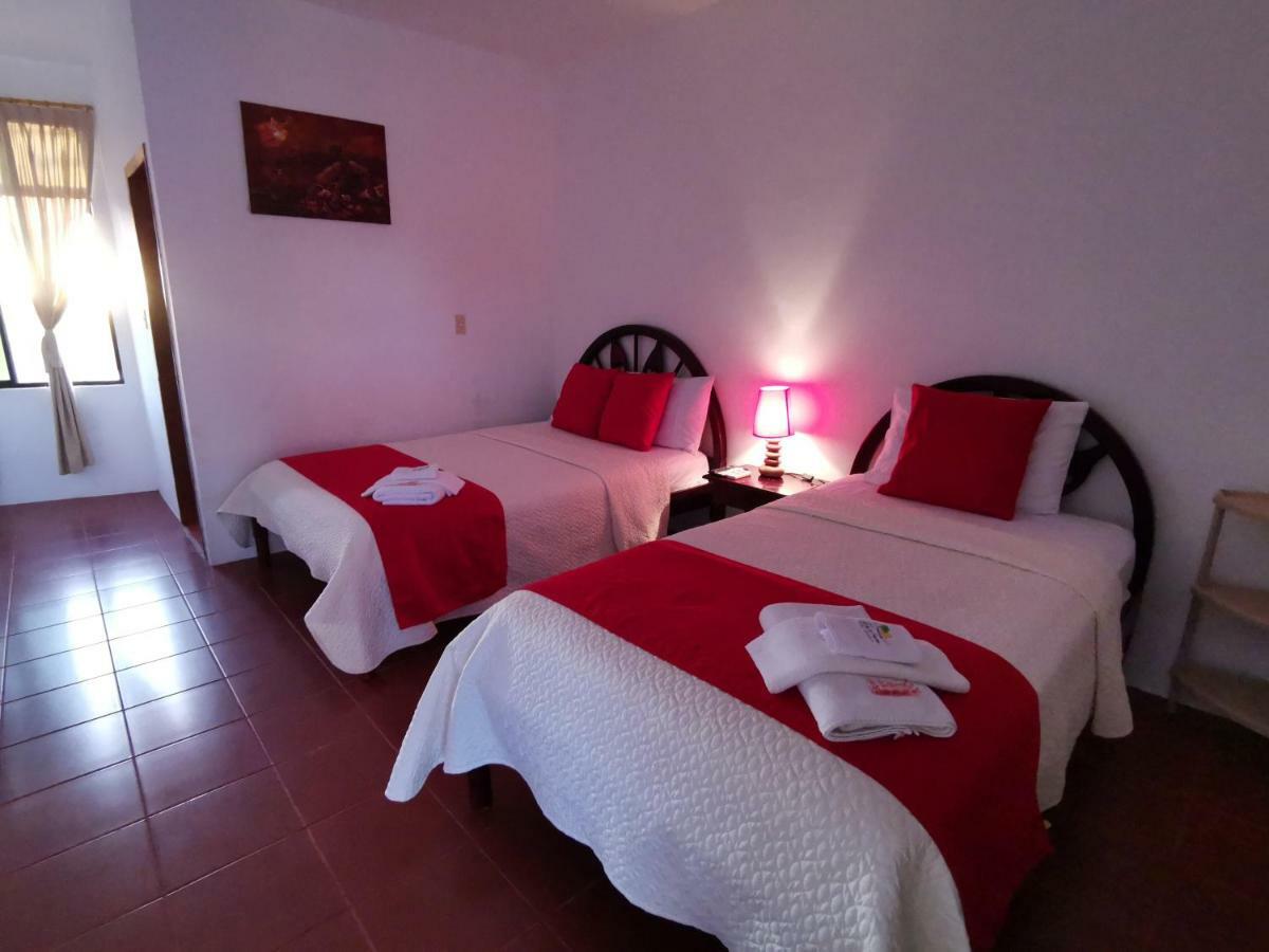 Hostal La Isla Del Descanso ปวยร์โต วิลยามิล ภายนอก รูปภาพ