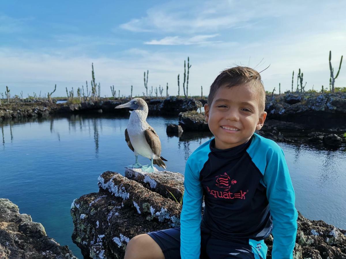 Hostal La Isla Del Descanso ปวยร์โต วิลยามิล ภายนอก รูปภาพ