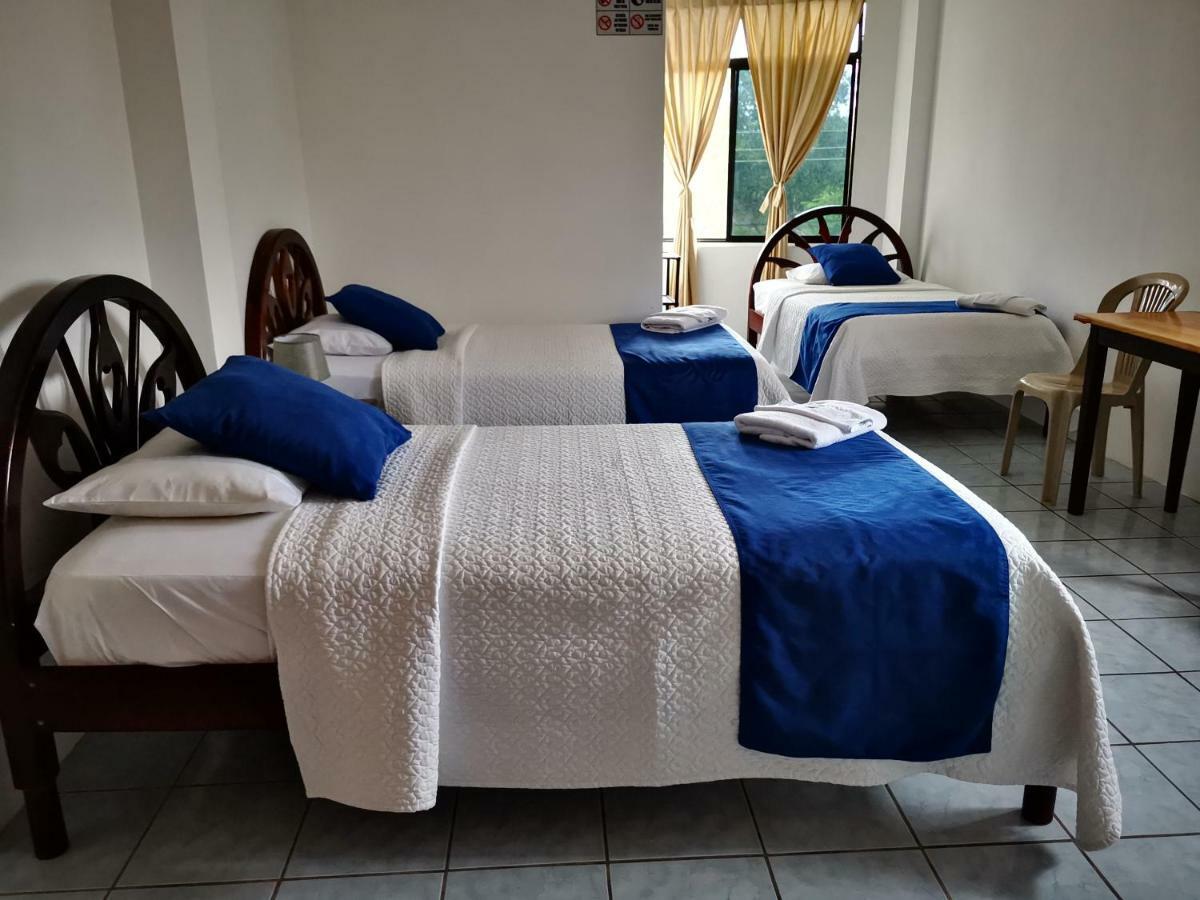 Hostal La Isla Del Descanso ปวยร์โต วิลยามิล ภายนอก รูปภาพ