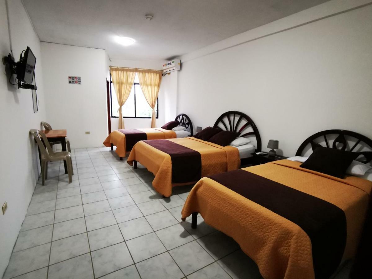 Hostal La Isla Del Descanso ปวยร์โต วิลยามิล ภายนอก รูปภาพ