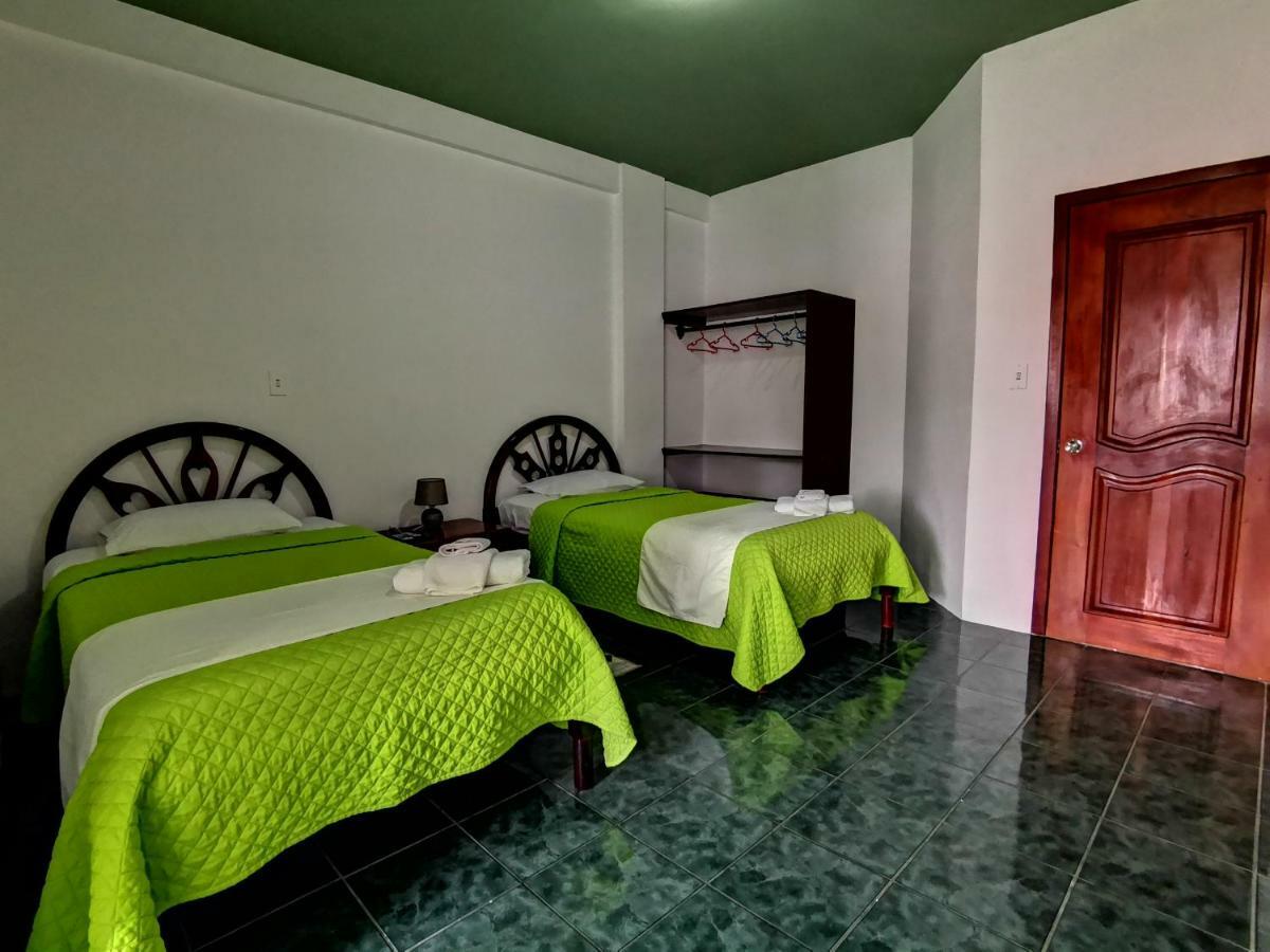 Hostal La Isla Del Descanso ปวยร์โต วิลยามิล ภายนอก รูปภาพ
