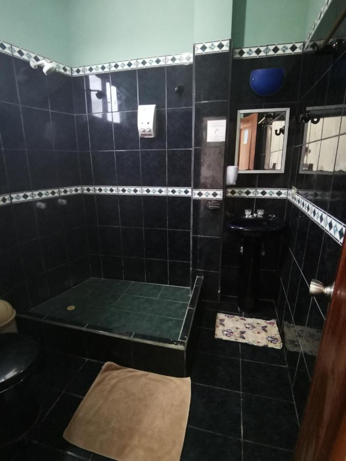 Hostal La Isla Del Descanso ปวยร์โต วิลยามิล ภายนอก รูปภาพ