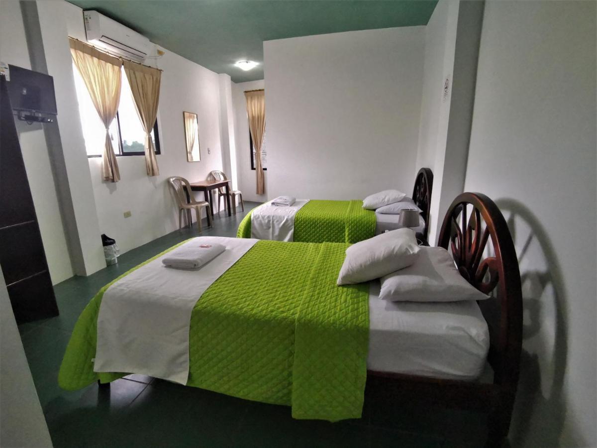Hostal La Isla Del Descanso ปวยร์โต วิลยามิล ภายนอก รูปภาพ